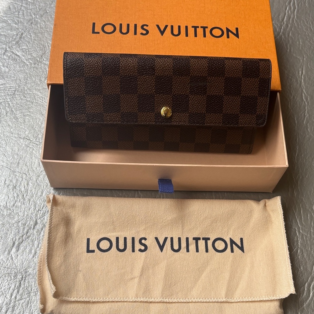 Louis Vuitton original wallet